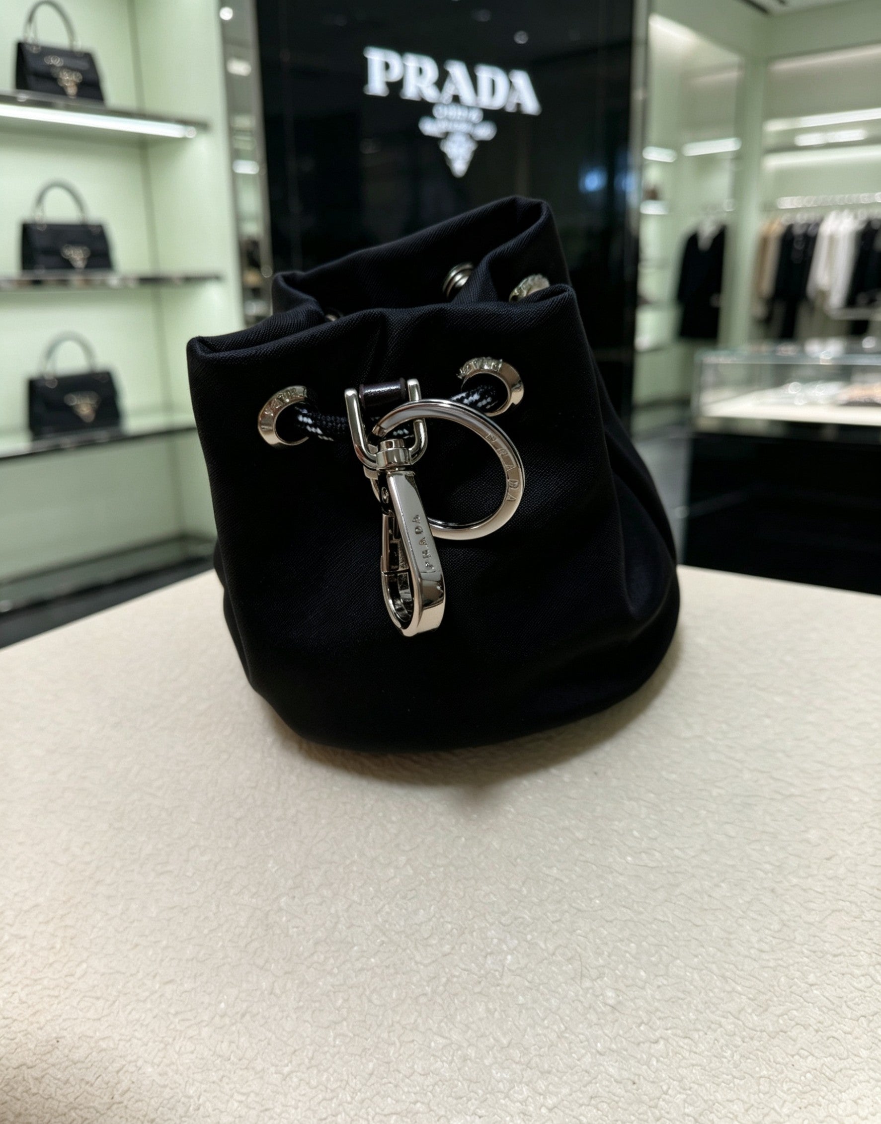 Prada F0008 Fashion Black Lens Sunglasses for Men & Women - 398938 - detail image 3