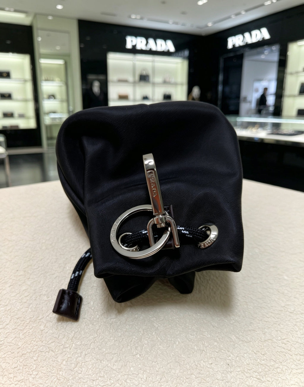 Prada F0008 Fashion Black Lens Sunglasses for Men & Women - 398938 - detail image 5