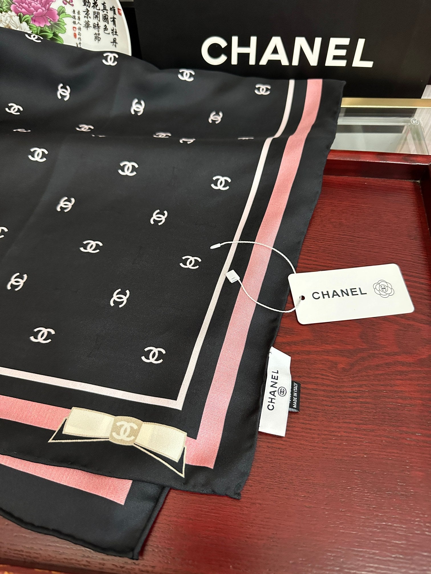 Chanel 90X90 Fashion Black Lens Sunglasses for Men & Women - 371677 - detail image 6