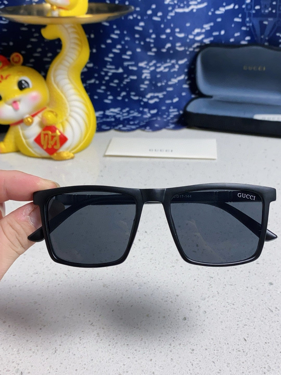 Gucci Polarized Fashion Blue Lens Sunglasses for Men & Women - 132293 - detail image 4