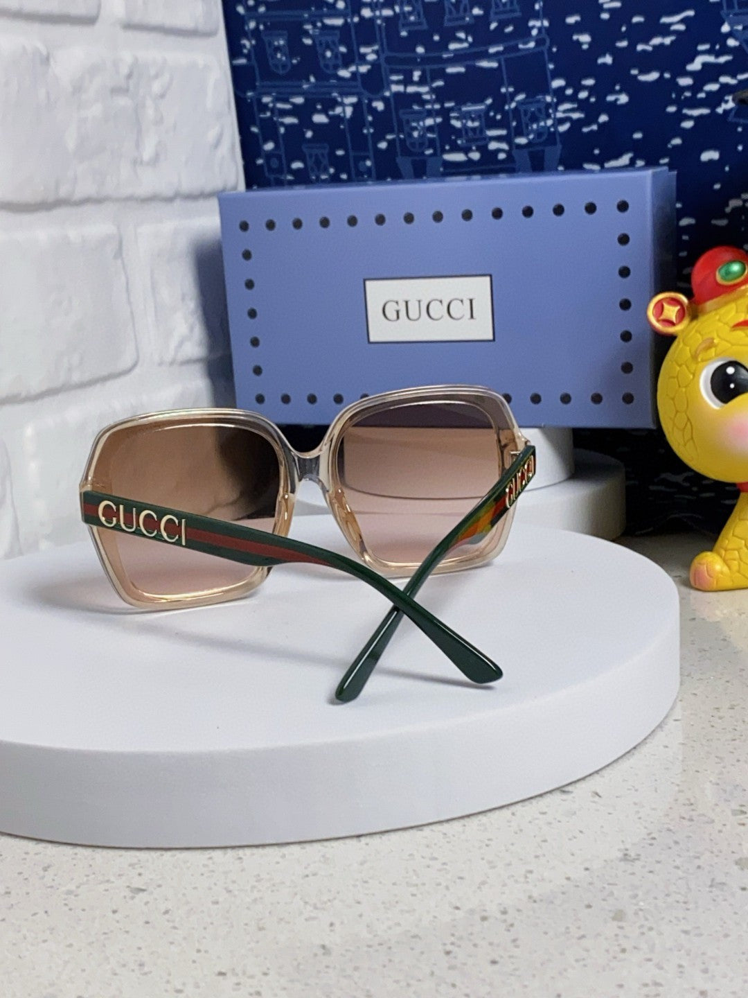 Gucci Fashion Brown Lens Sunglasses for Men & Women - 398364 - detail image 3