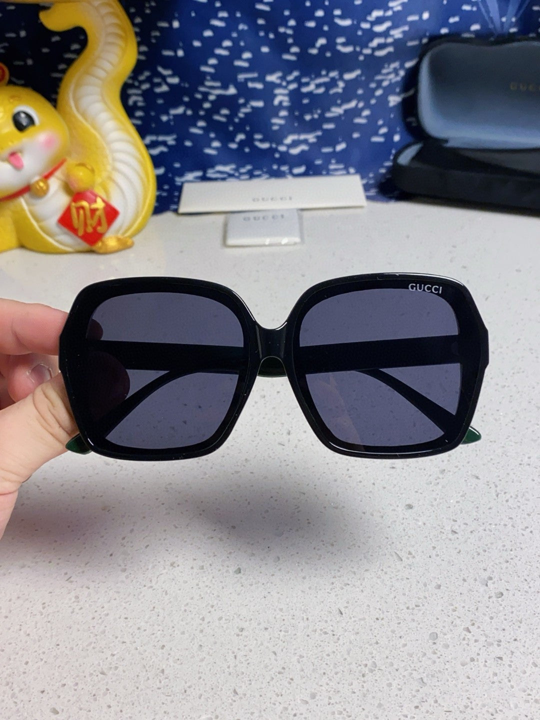Gucci Fashion Silver Lens Sunglasses for Men & Women - 398367 - detail image 4