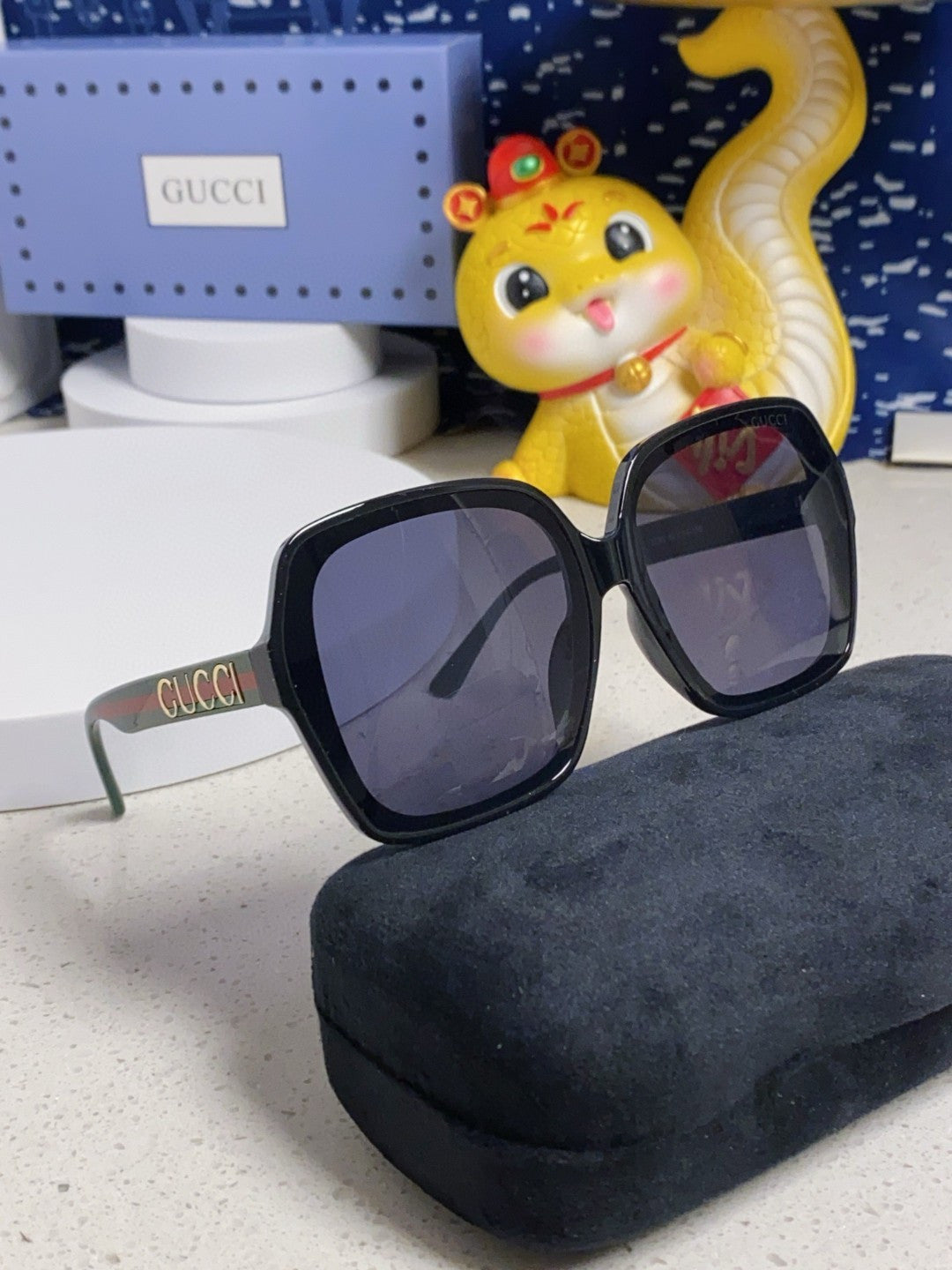 Gucci Fashion Silver Lens Sunglasses for Men & Women - 398367 - detail image 10