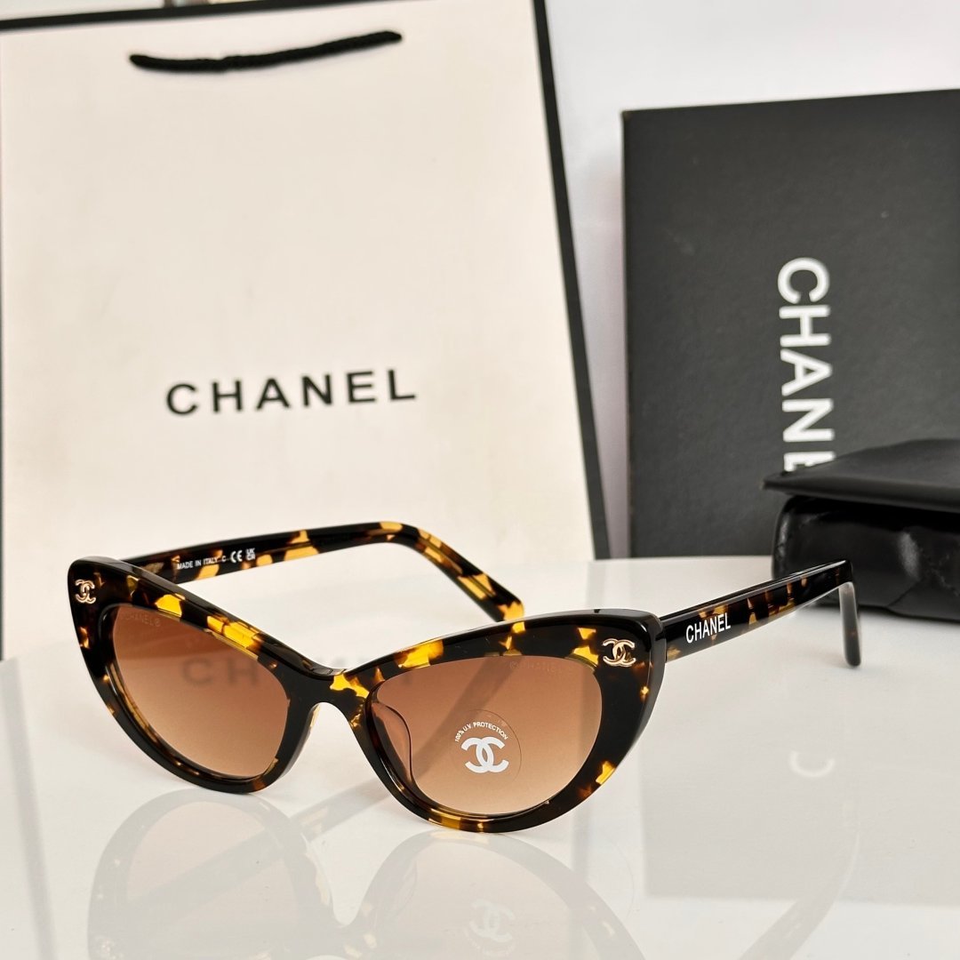 Chanel CH9194 Fashion Black Lens Sunglasses for Men & Women - 398461 - detail image 2