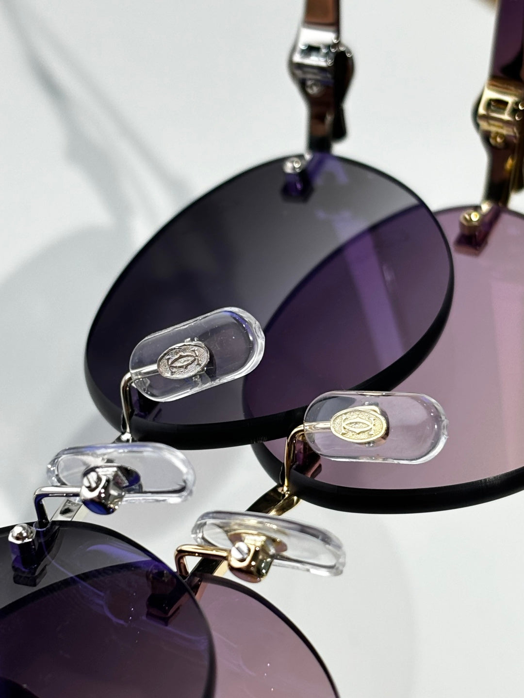 Cartier CT0504S Lightweight Rimless Red Lens Sunglasses for Men & Wom - 372296 - detail image 8