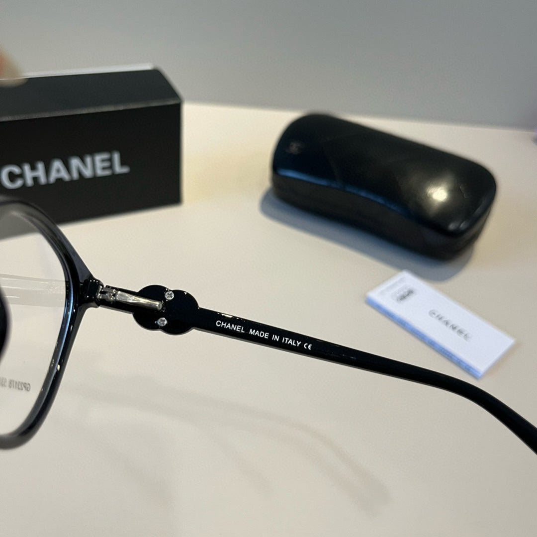 Chanel Blue-Light Fashion Silver Lens Sunglasses for Men & Women - 371725 - detail image 8