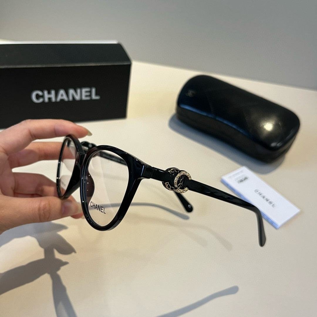 Chanel Blue-Light Fashion Silver Lens Sunglasses for Men & Women - 371725 - detail image 4