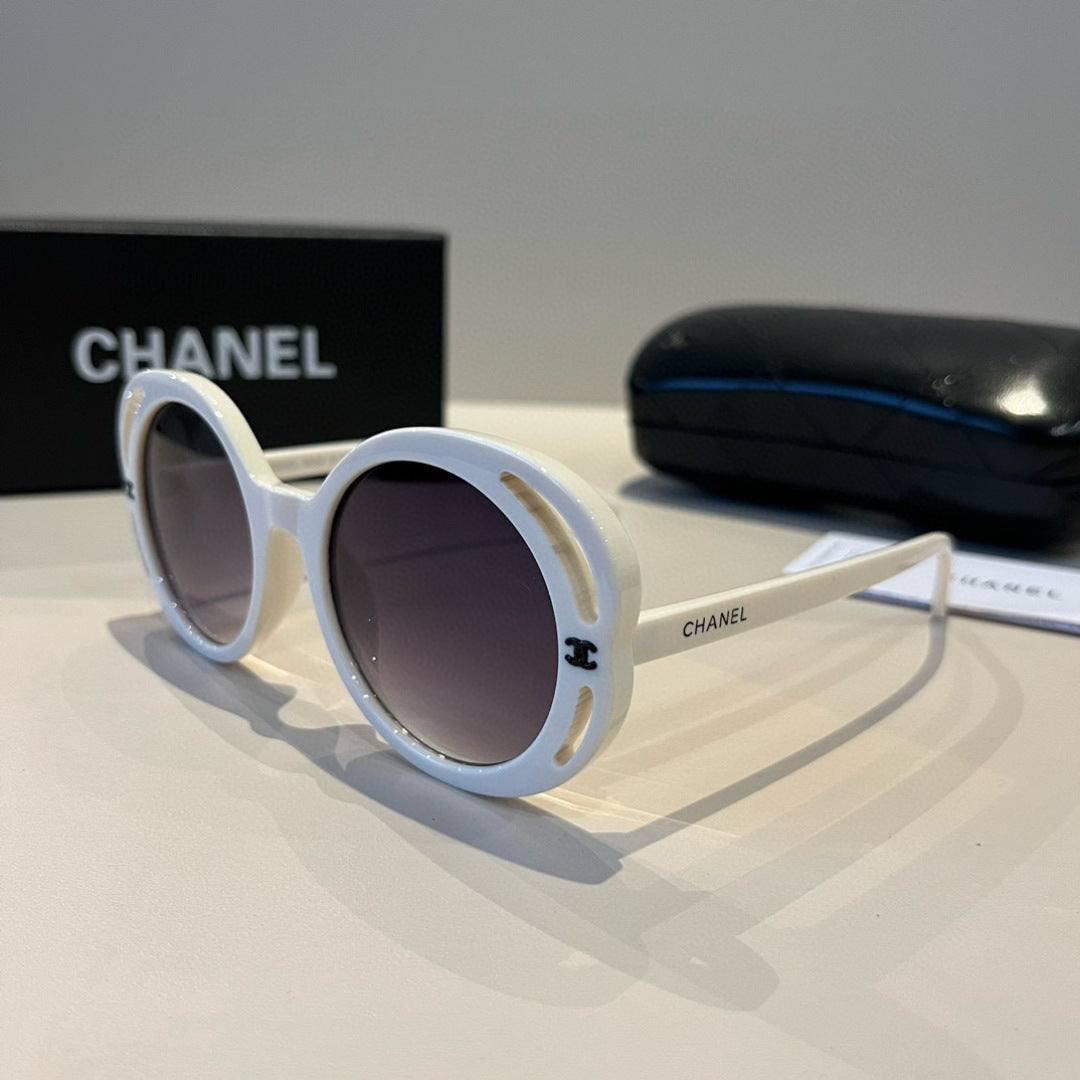 Chanel Fashion Green Lens Sunglasses for Men & Women - detail image 3