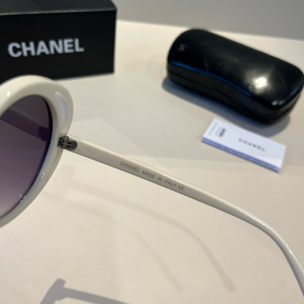 Chanel Fashion Green Lens Sunglasses for Men & Women - detail image 10
