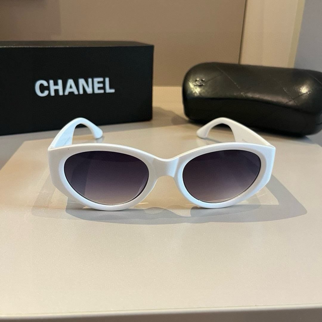 Chanel Cat-Eye Gold Lens Sunglasses for Men & Women - 371727 - detail image 2