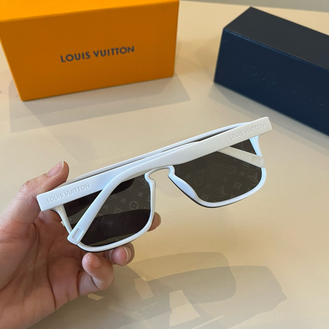 Louis Vuitton Fashion Gold Lens Sunglasses for Men & Women - 371290 - detail image 8