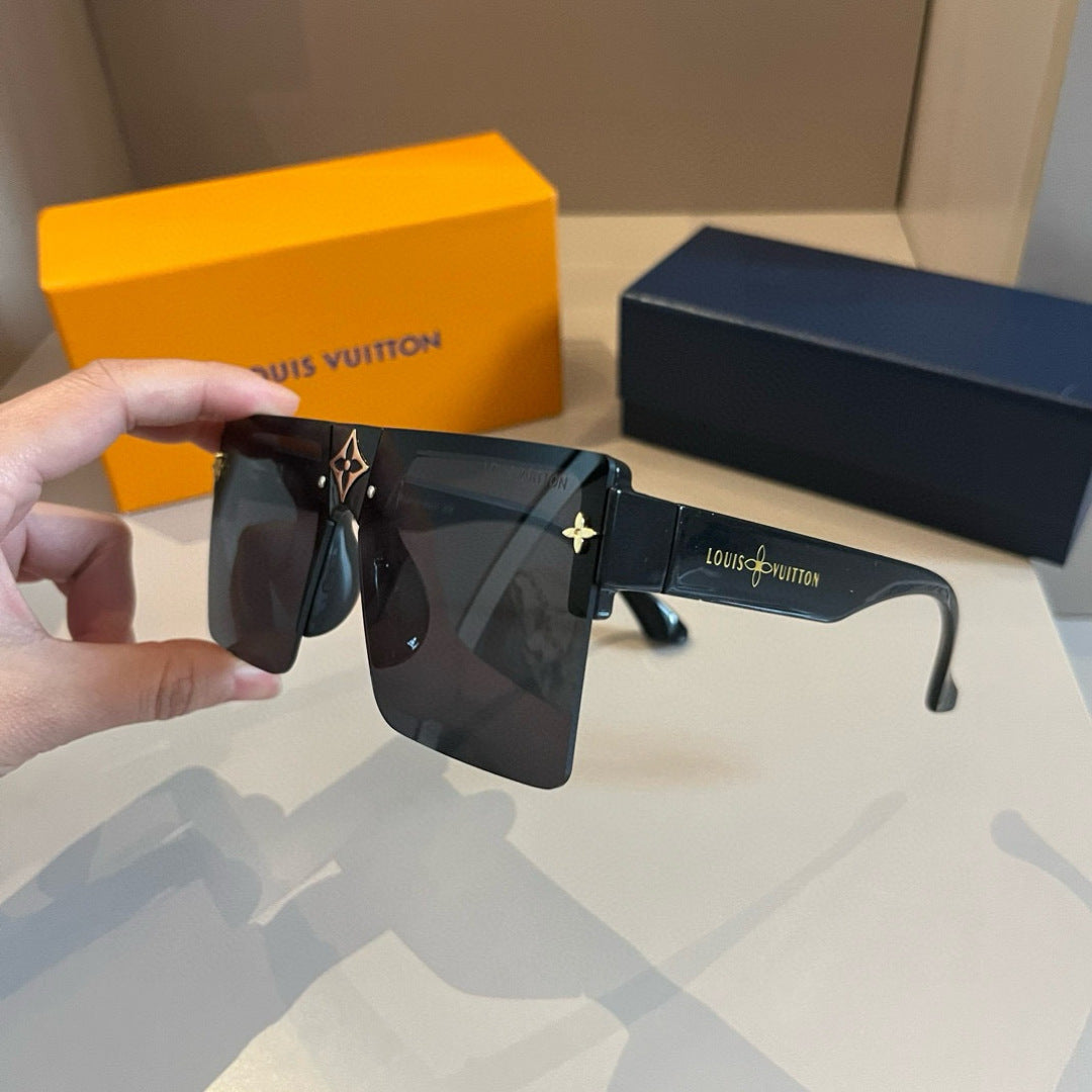 Louis Vuitton Fashion Black Lens Sunglasses for Men - 371291 - detail image 4