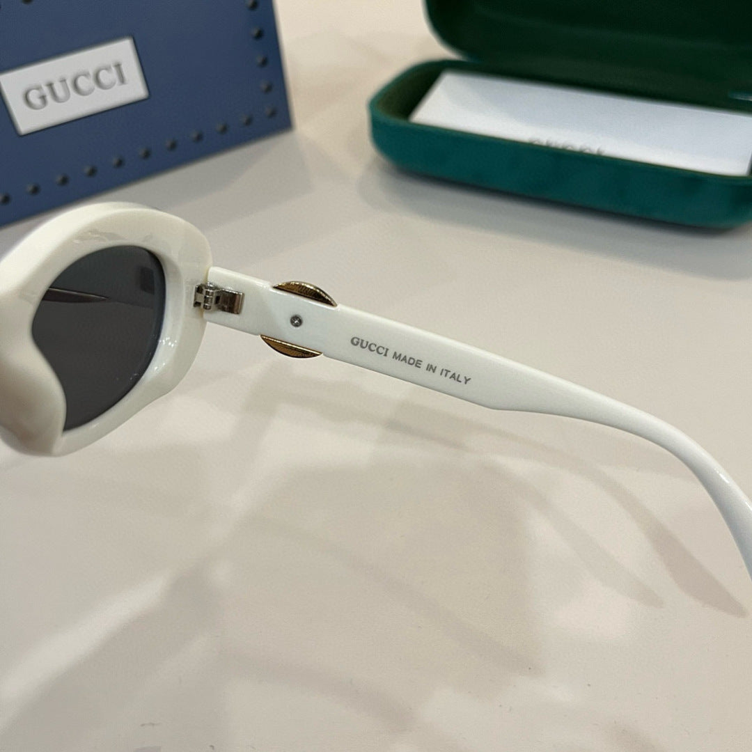 Gucci Fashion Silver Lens Sunglasses for Men & Women - 371510 - detail image 9