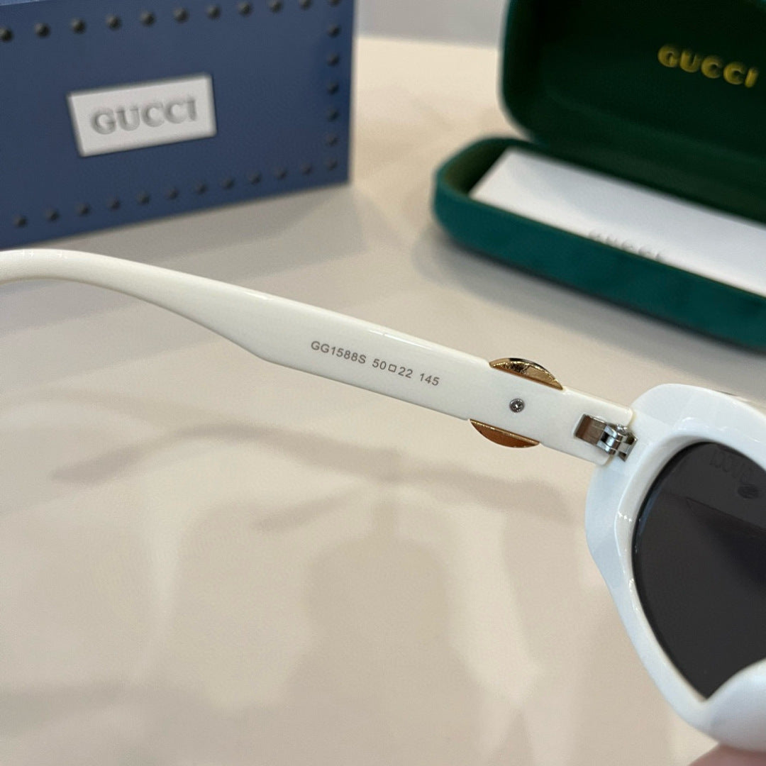 Gucci Fashion Silver Lens Sunglasses for Men & Women - 371510 - detail image 10