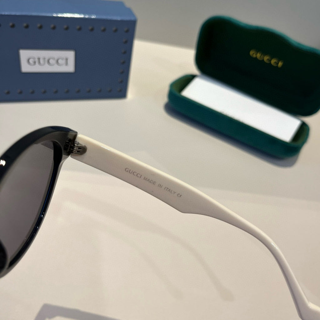 Gucci Oversized Black Lens Sunglasses for Women - 371516 - detail image 8
