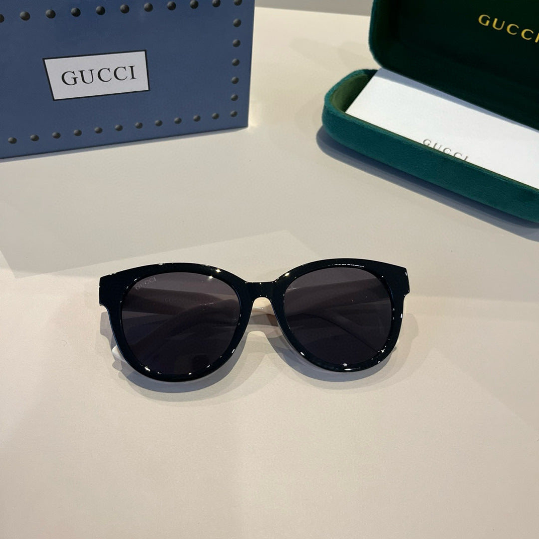 Gucci Oversized Black Lens Sunglasses for Women - 371516 - detail image 5