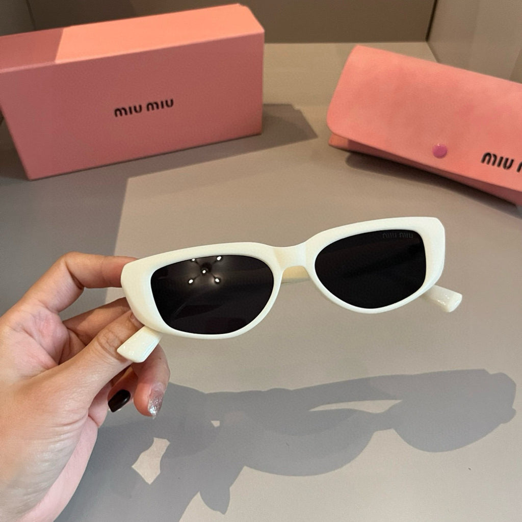 Miu Miu Cat-Eye Gold Lens Sunglasses for Men & Women - 372430 - detail image 2