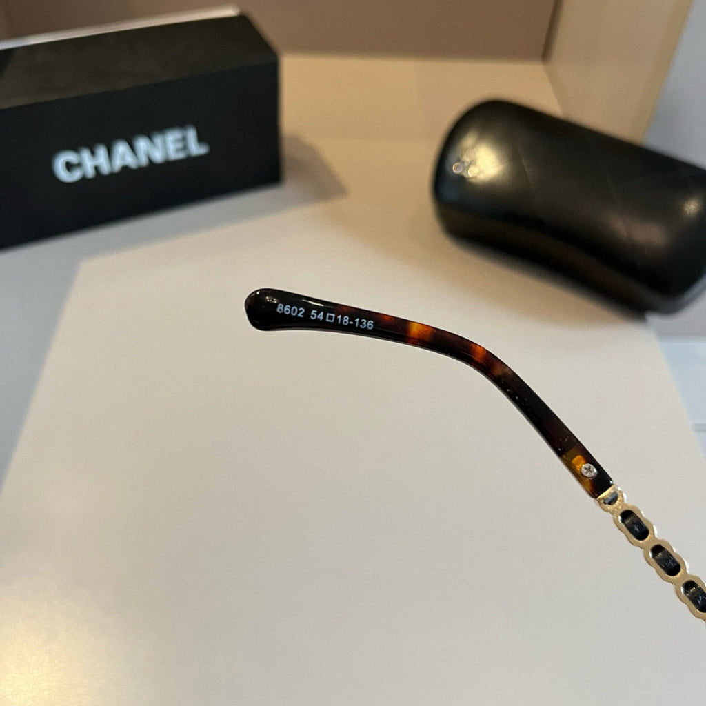 Chanel Blue-Light Fashion Silver Lens Sunglasses for Men & Women - 371712 - detail image 9