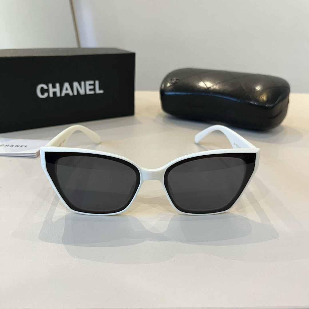 Chanel Fashion Silver Lens Sunglasses for Men & Women - 371715 - detail image 2