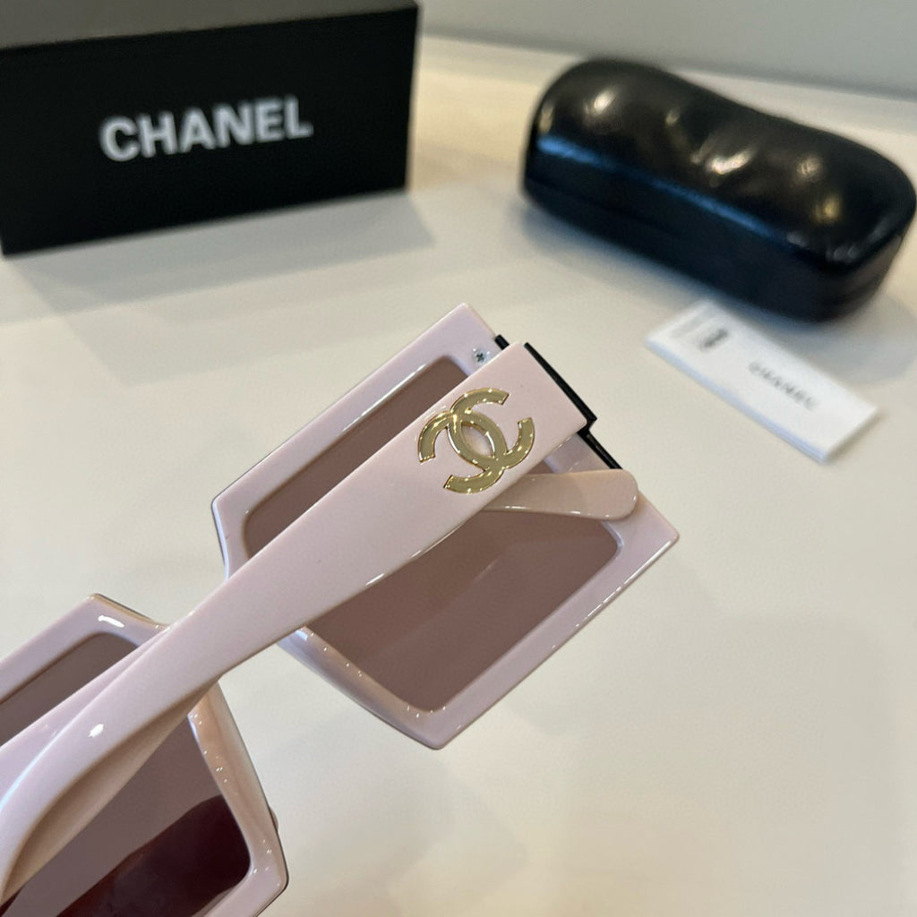Chanel Polarized Fashion Red Lens Sunglasses for Men & Women - 371716 - detail image 11