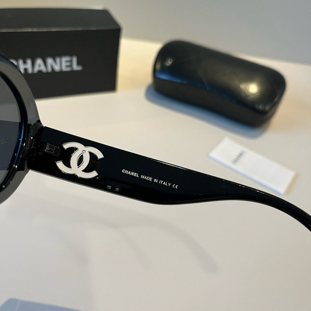 Chanel Polarized Fashion Black Lens Sunglasses for Men & Women - 371717 - detail image 9
