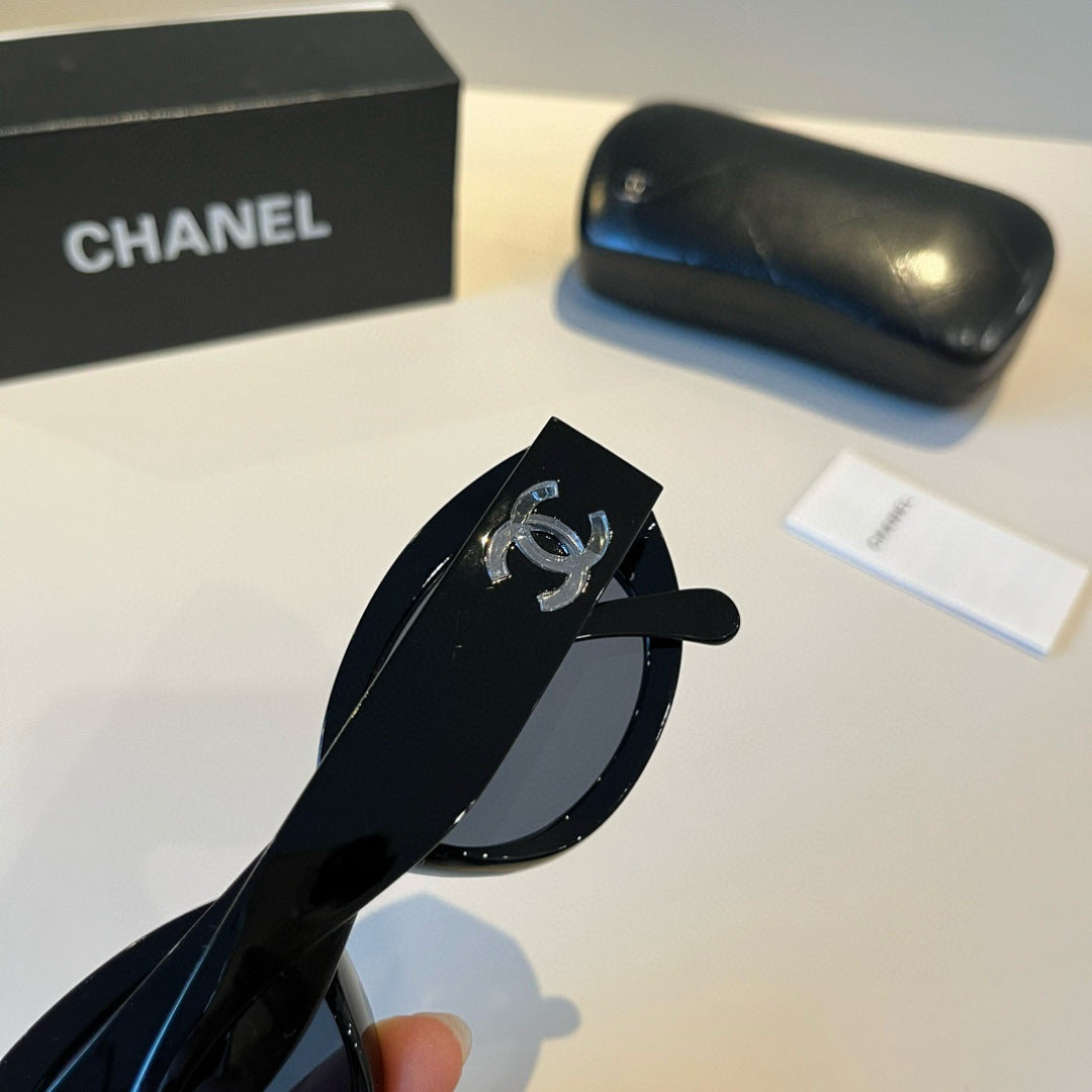 Chanel Polarized Fashion Black Lens Sunglasses for Men & Women - 449017 - detail image 7