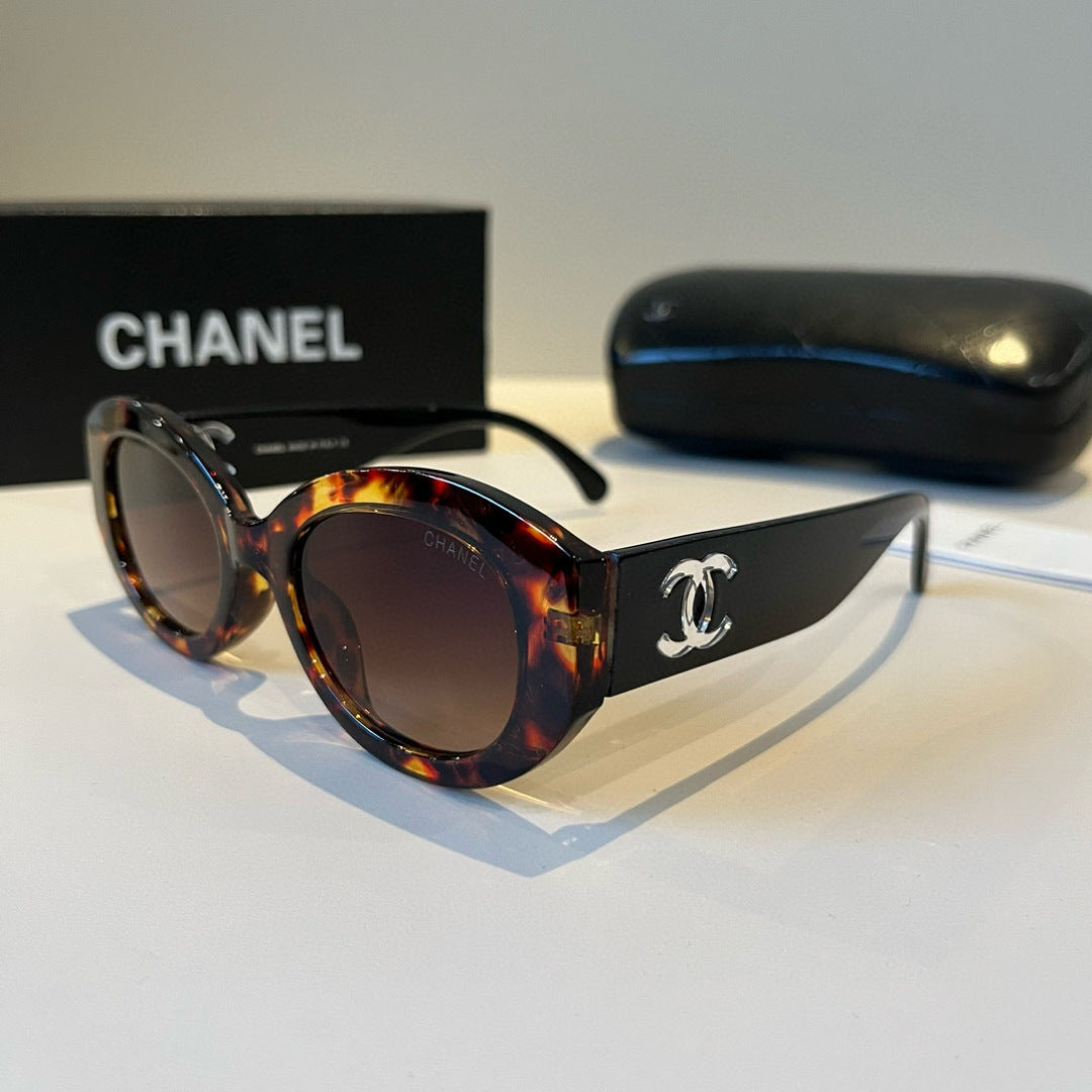 Chanel Polarized Fashion Black Lens Sunglasses for Men & Women - 371718 - detail image 3