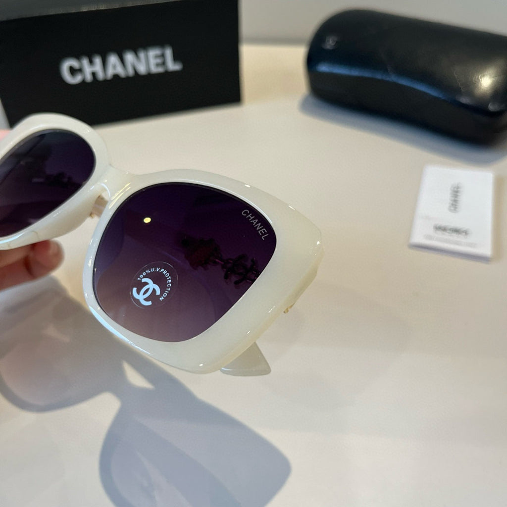 Chanel Polarized Fashion Silver Lens Sunglasses for Men & Women - 382244 - detail image 5