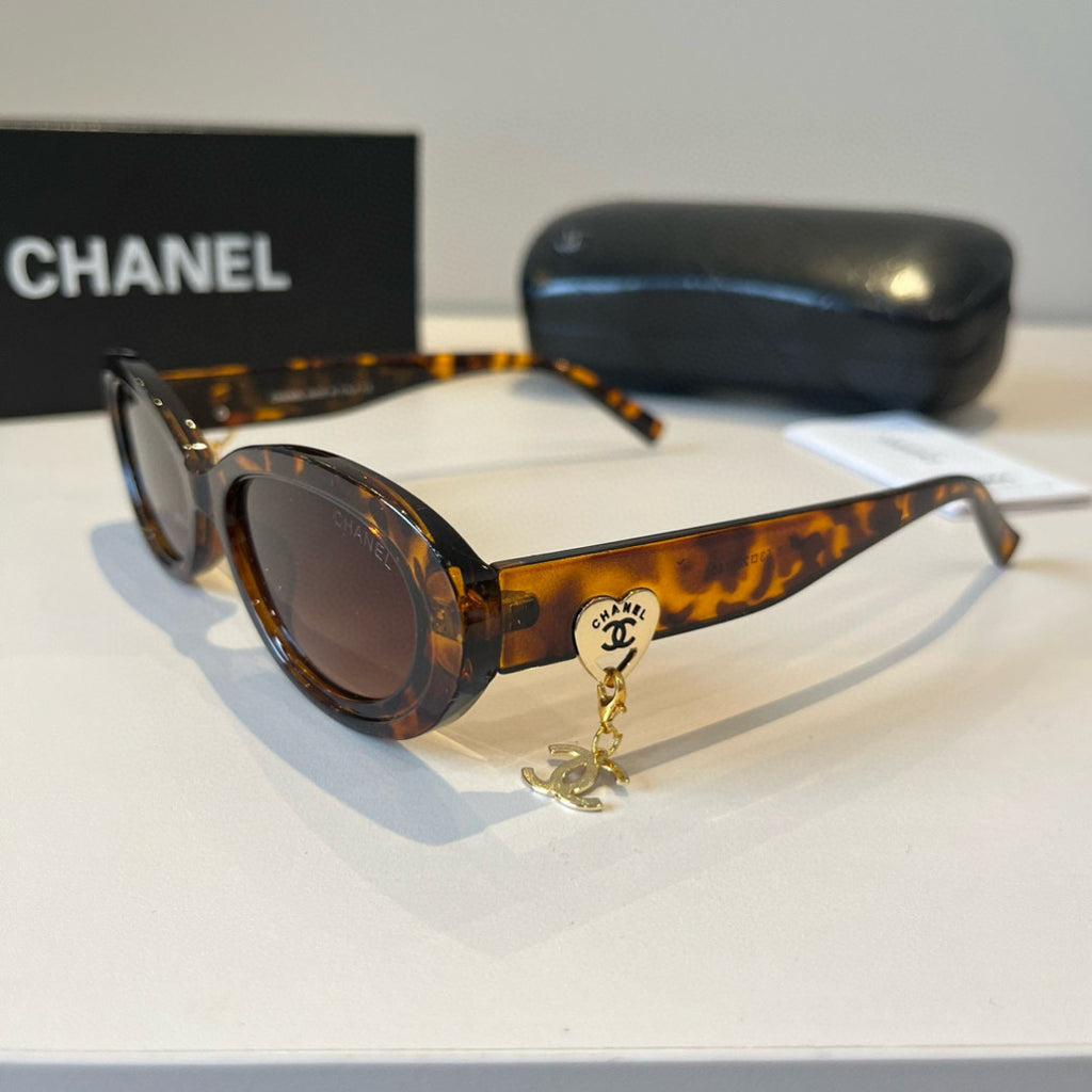 Chanel Oversized Brown Lens Sunglasses for Men & Women - 415347 - detail image 3