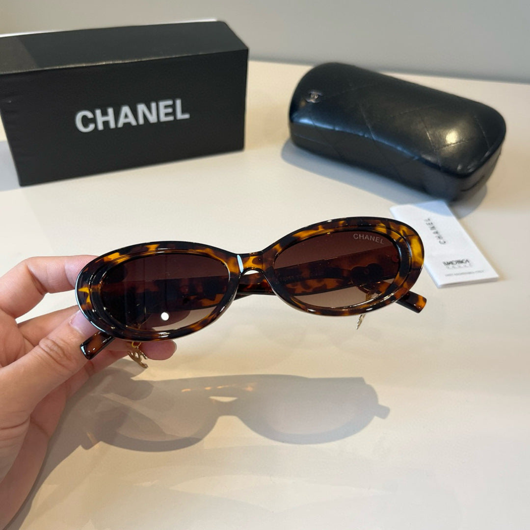 Chanel Oversized Brown Lens Sunglasses for Men & Women - 415347 - detail image 9