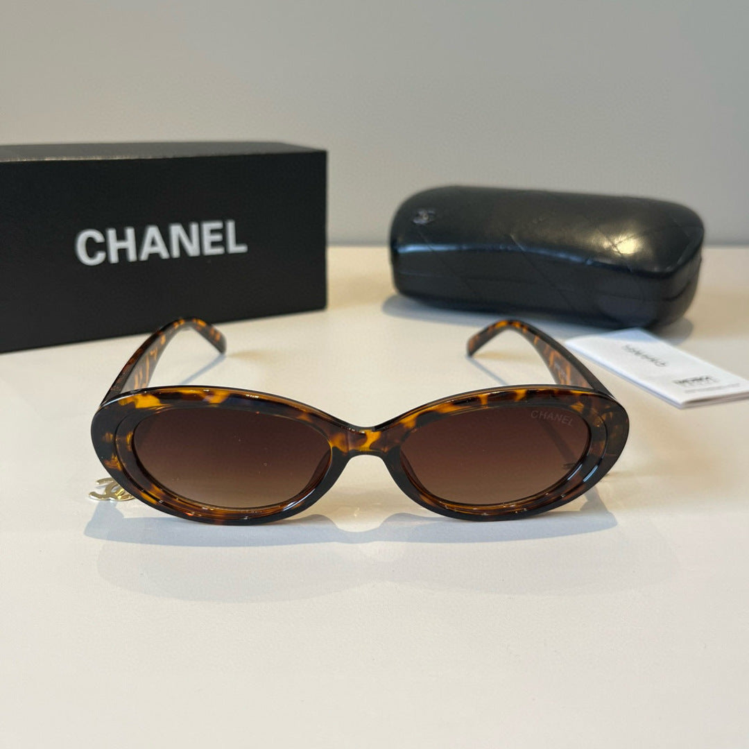 Chanel Oversized Brown Lens Sunglasses for Men & Women - 415347 - detail image 2