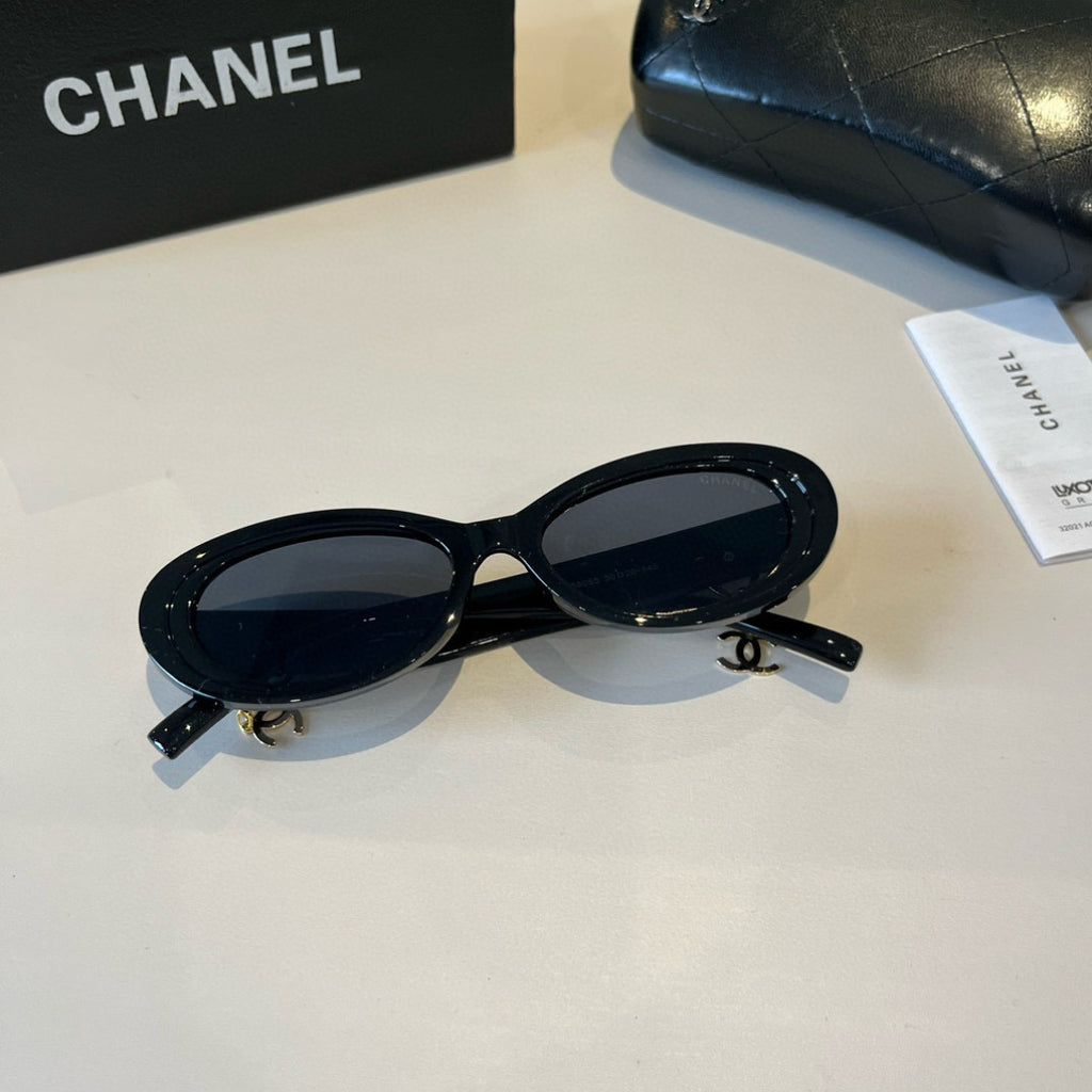 Chanel Oversized Black Lens Sunglasses for Men & Women - 415348 - detail image 5