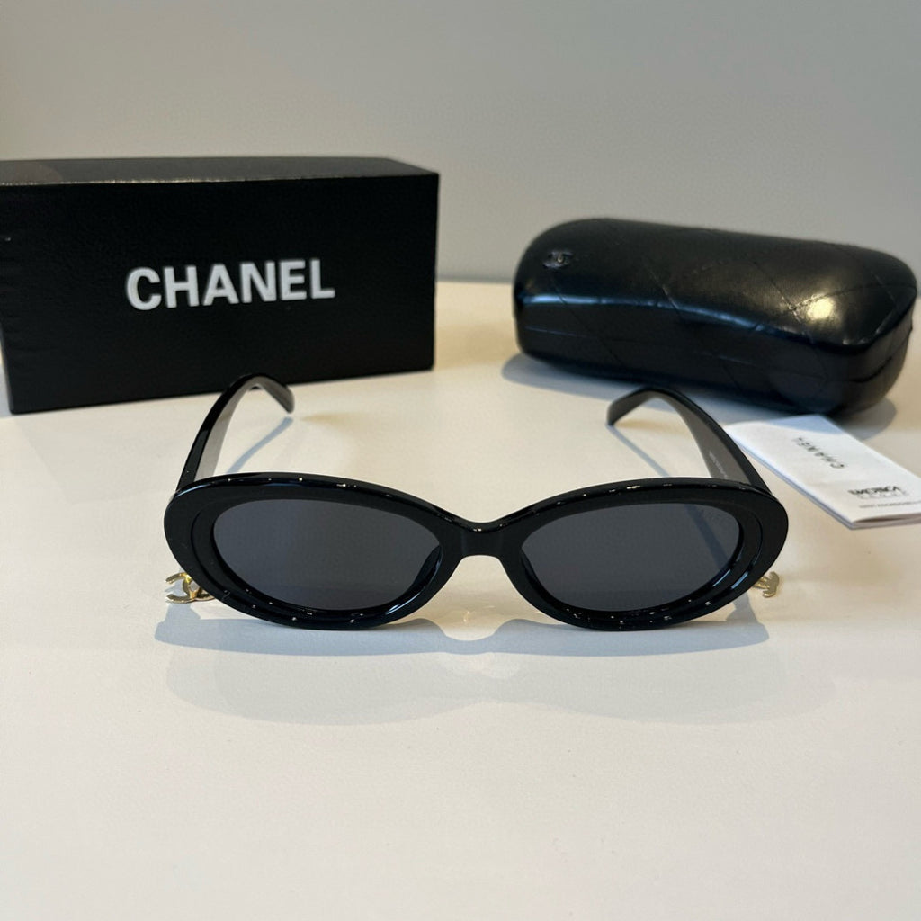 Chanel Oversized Black Lens Sunglasses for Men & Women - 415348 - detail image 2