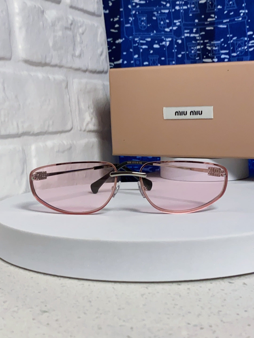 Miu Miu Fashion Pink Lens Sunglasses for Men & Women - 158588 - detail image 3