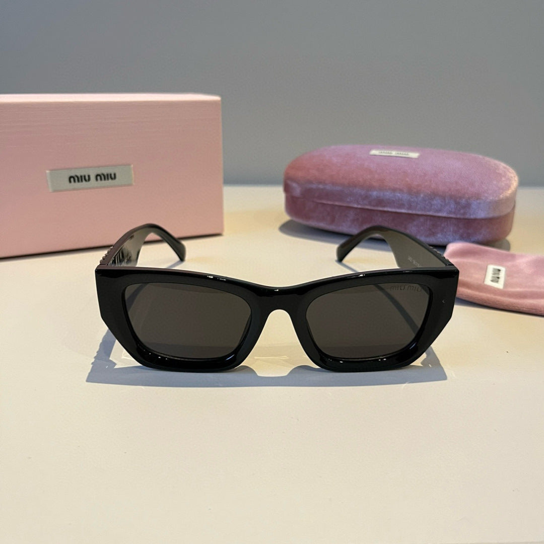 Miu Miu Fashion Black Lens Sunglasses for Men & Women - 432653 - detail image 2