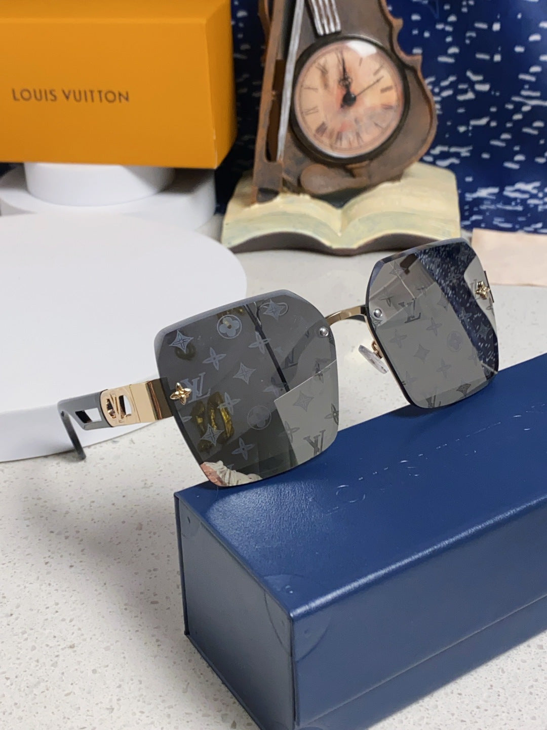 Louis Vuitton Metal Square Silver Lens Sunglasses for Men & Women - 414896 - detail image 10