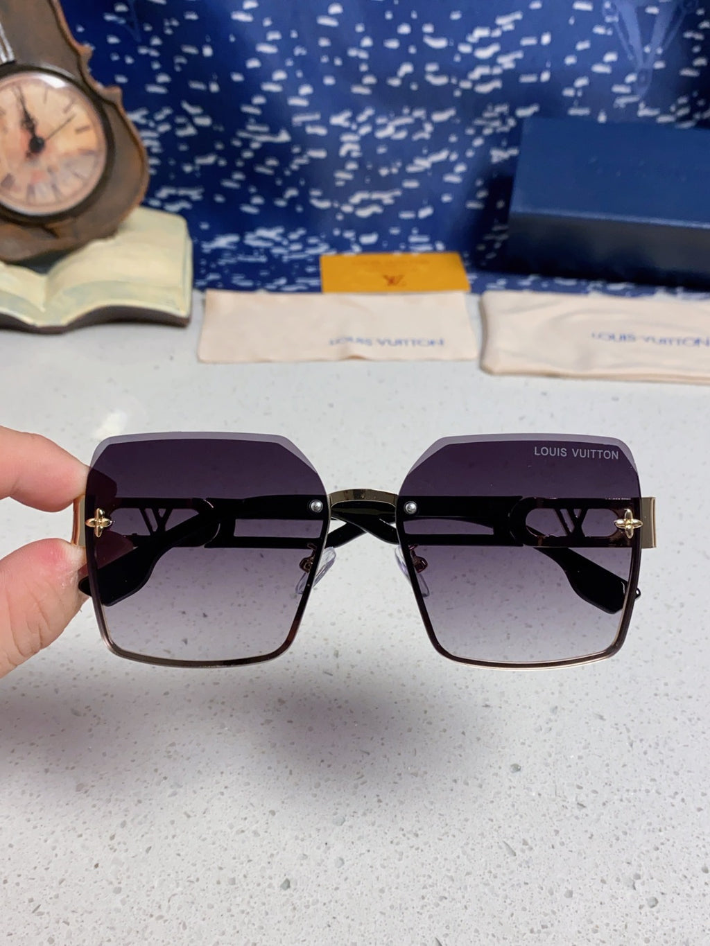 Louis Vuitton Metal Square Silver Lens Sunglasses for Men & Women - 414900 - detail image 4