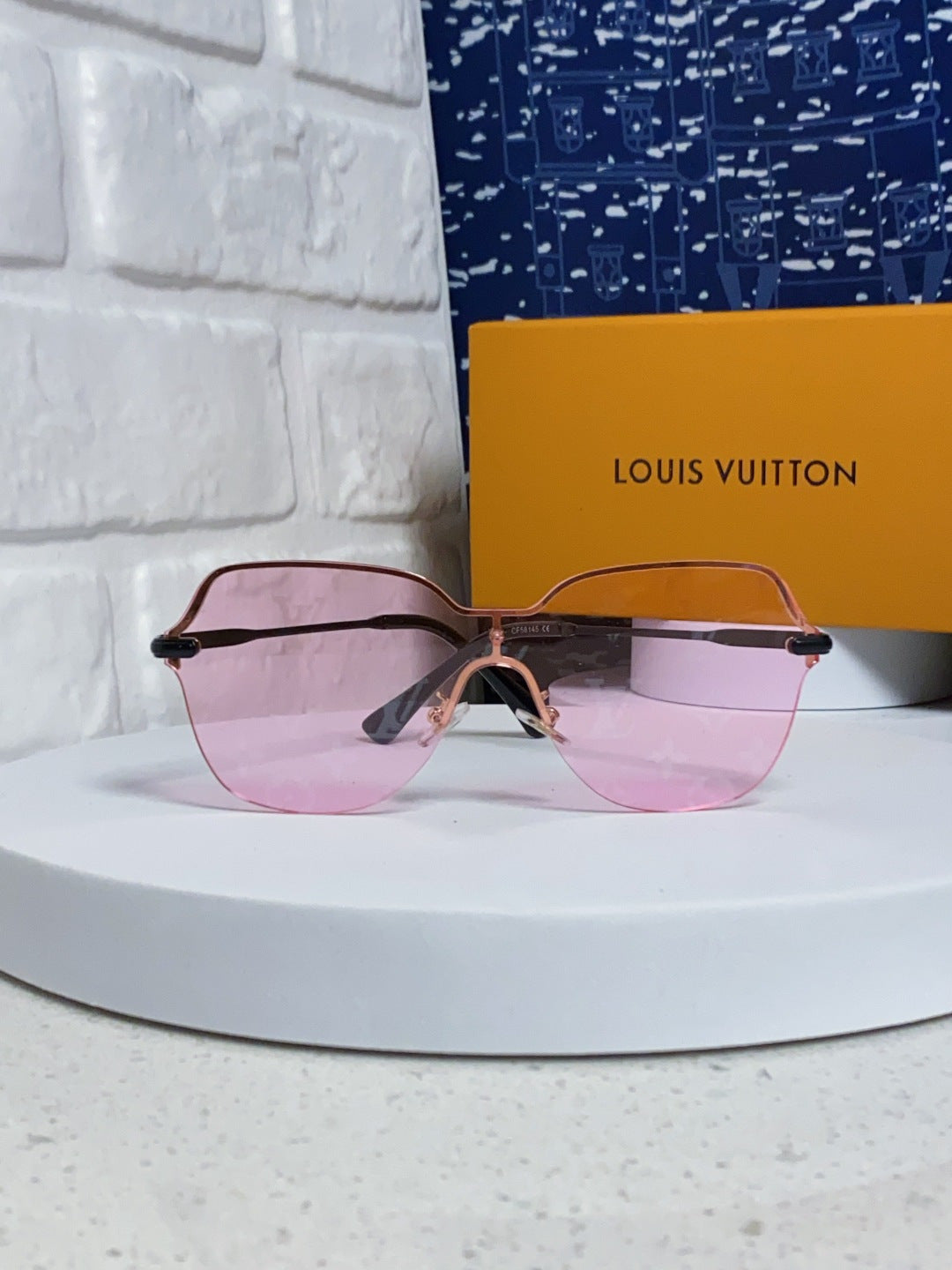 Louis Vuitton Lightweight Rimless Silver Lens Sunglasses for Women - 464643
