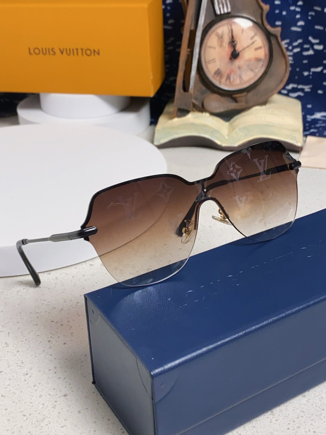 Louis Vuitton Lightweight Rimless Silver Lens Sunglasses for Women - detail image 8