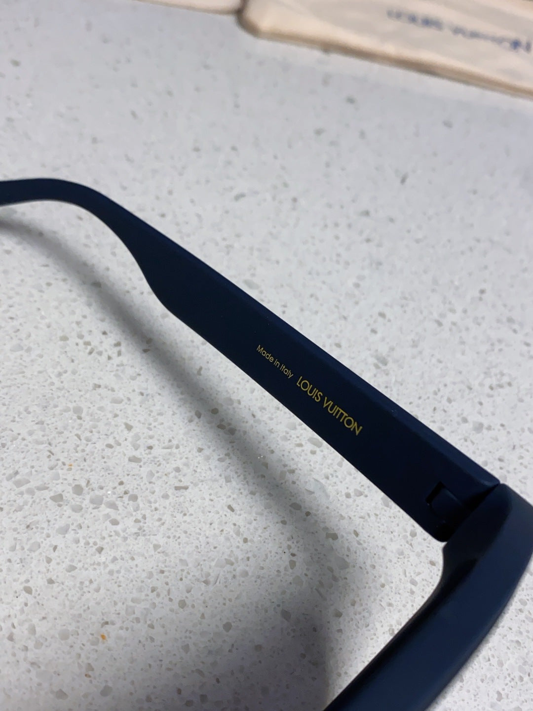 Louis Vuitton Square Blue Lens Sunglasses for Men & Women - 997386 - detail image 8