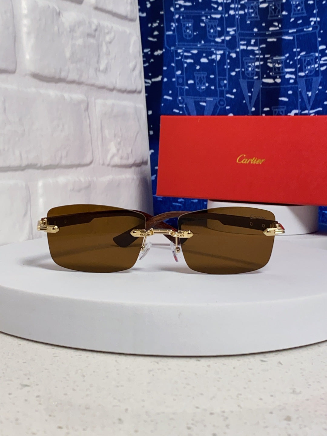 Cartier Lightweight Rimless Brown Lens Sunglasses for Men & Women - 998227 - detail image 2