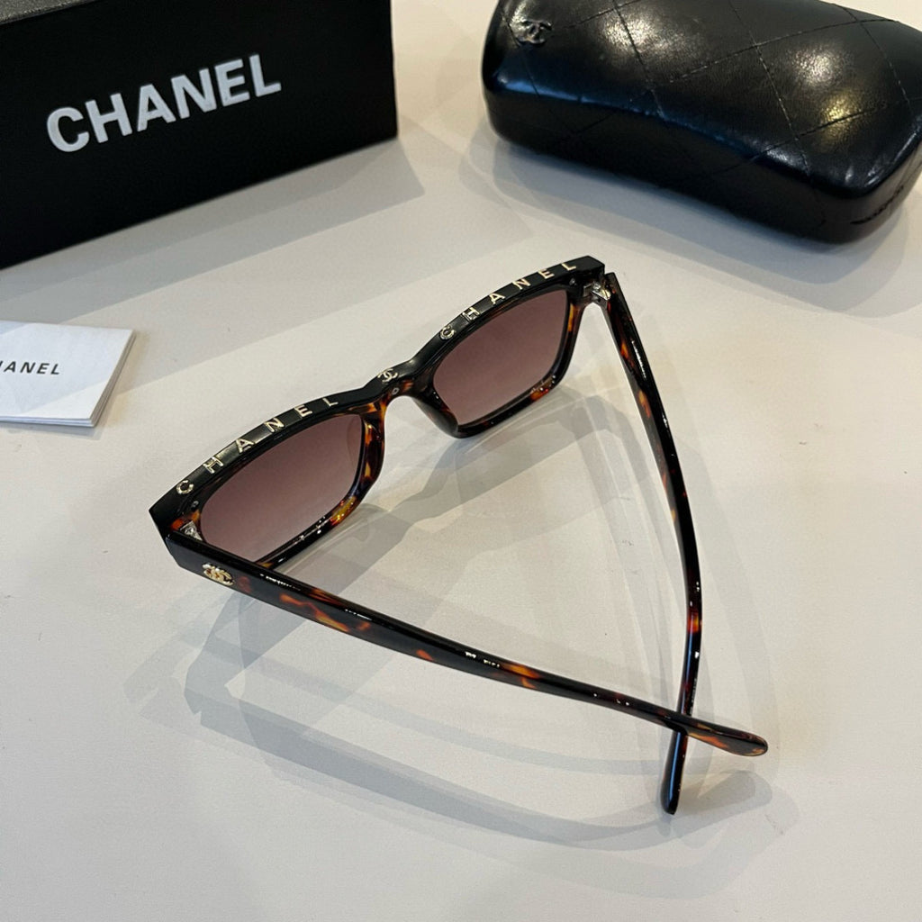 Chanel Fashion Red Lens Sunglasses for Men & Women - 358120 - detail image 6