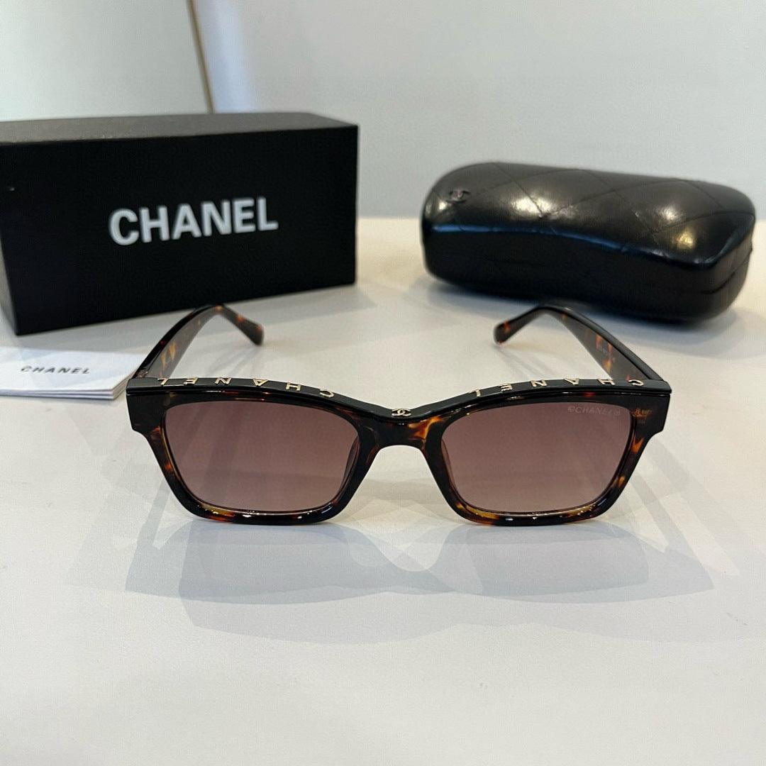 Chanel Fashion Red Lens Sunglasses for Men & Women - 358120 - detail image 2