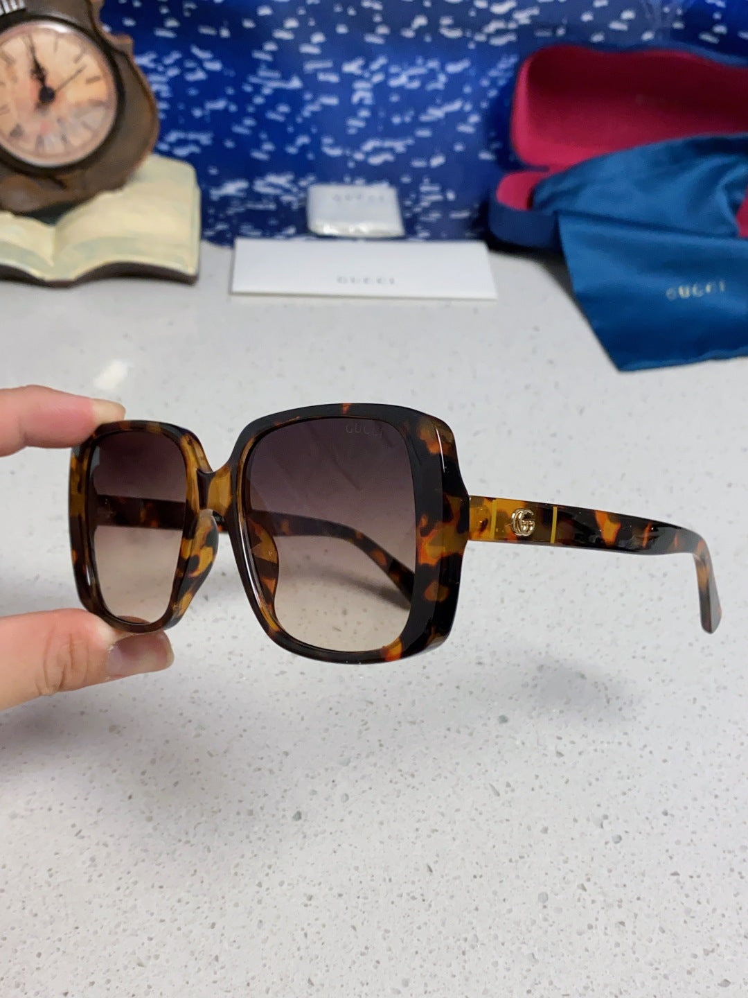 Gucci Square Silver Lens Sunglasses for Men & Women - 357769 - detail image 6