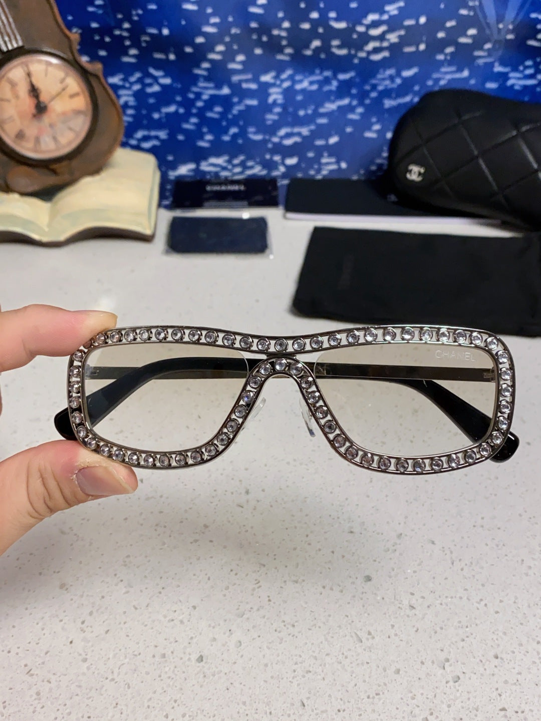 Chanel Metal Fashion Gold Lens Sunglasses for Men & Women - detail image 4