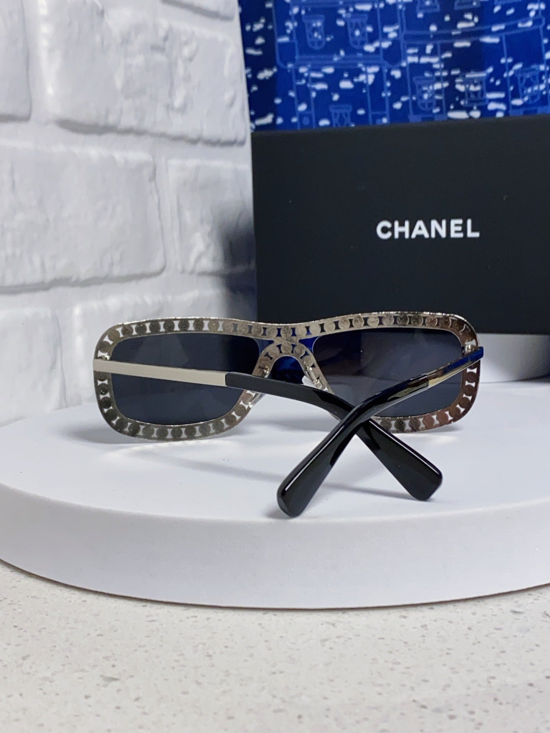 Chanel Metal Fashion Silver Lens Sunglasses for Men & Women - 358003 - detail image 3