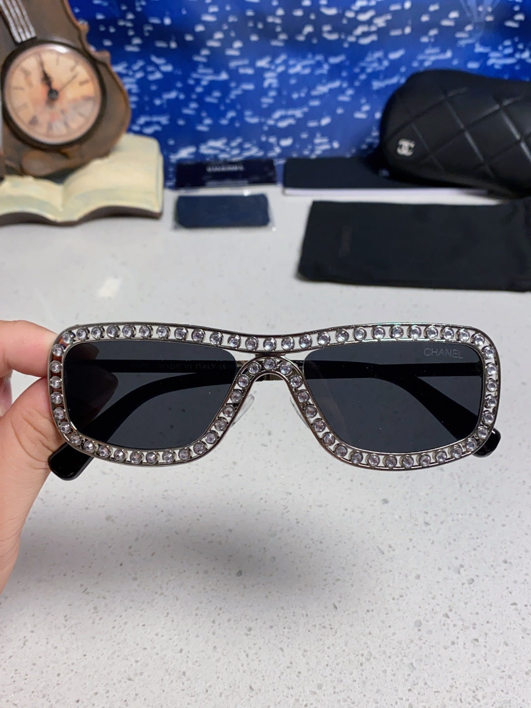 Chanel Metal Fashion Silver Lens Sunglasses for Men & Women - 358003 - detail image 4