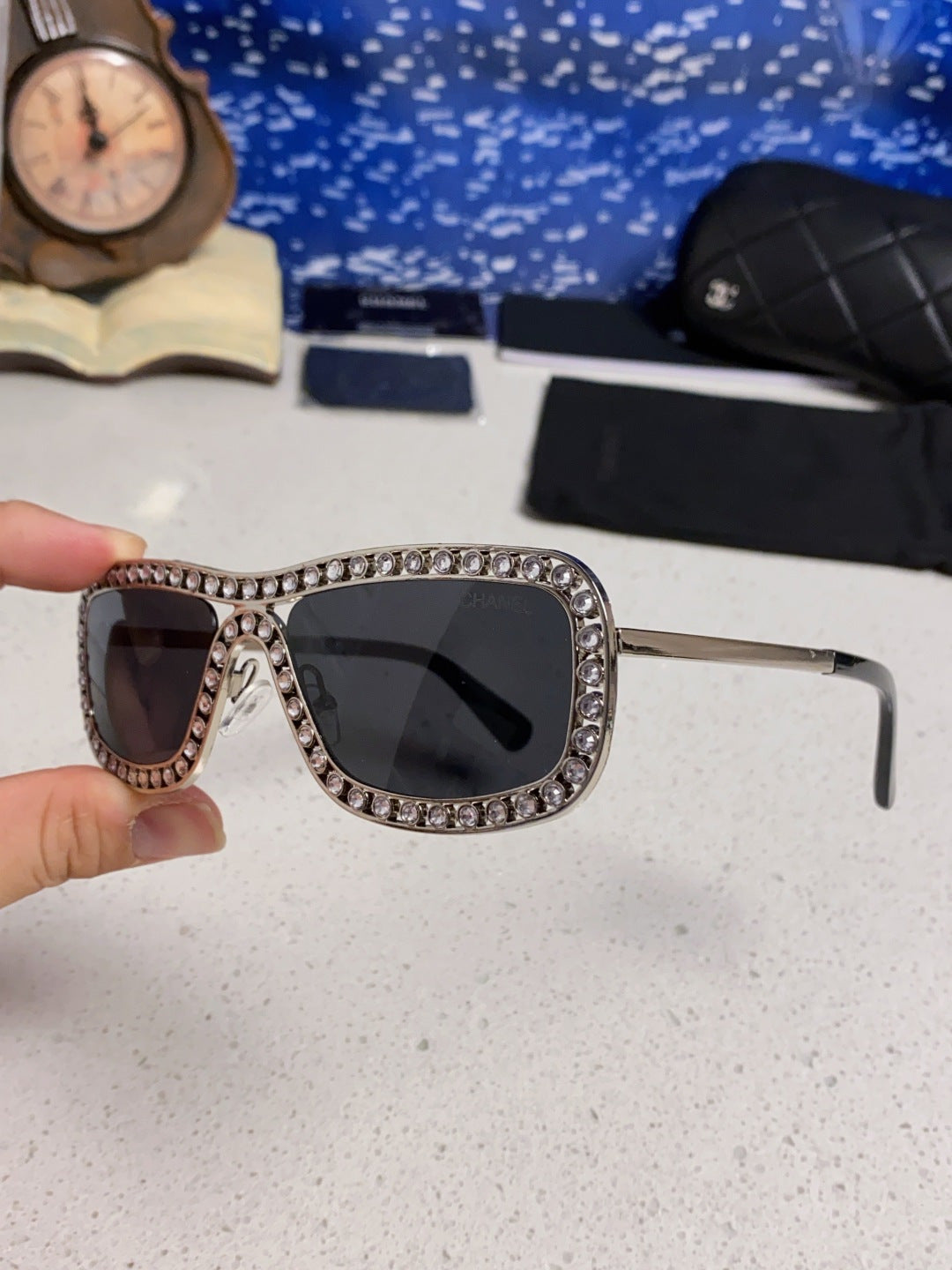 Chanel Metal Fashion Silver Lens Sunglasses for Men & Women - 358003 - detail image 6
