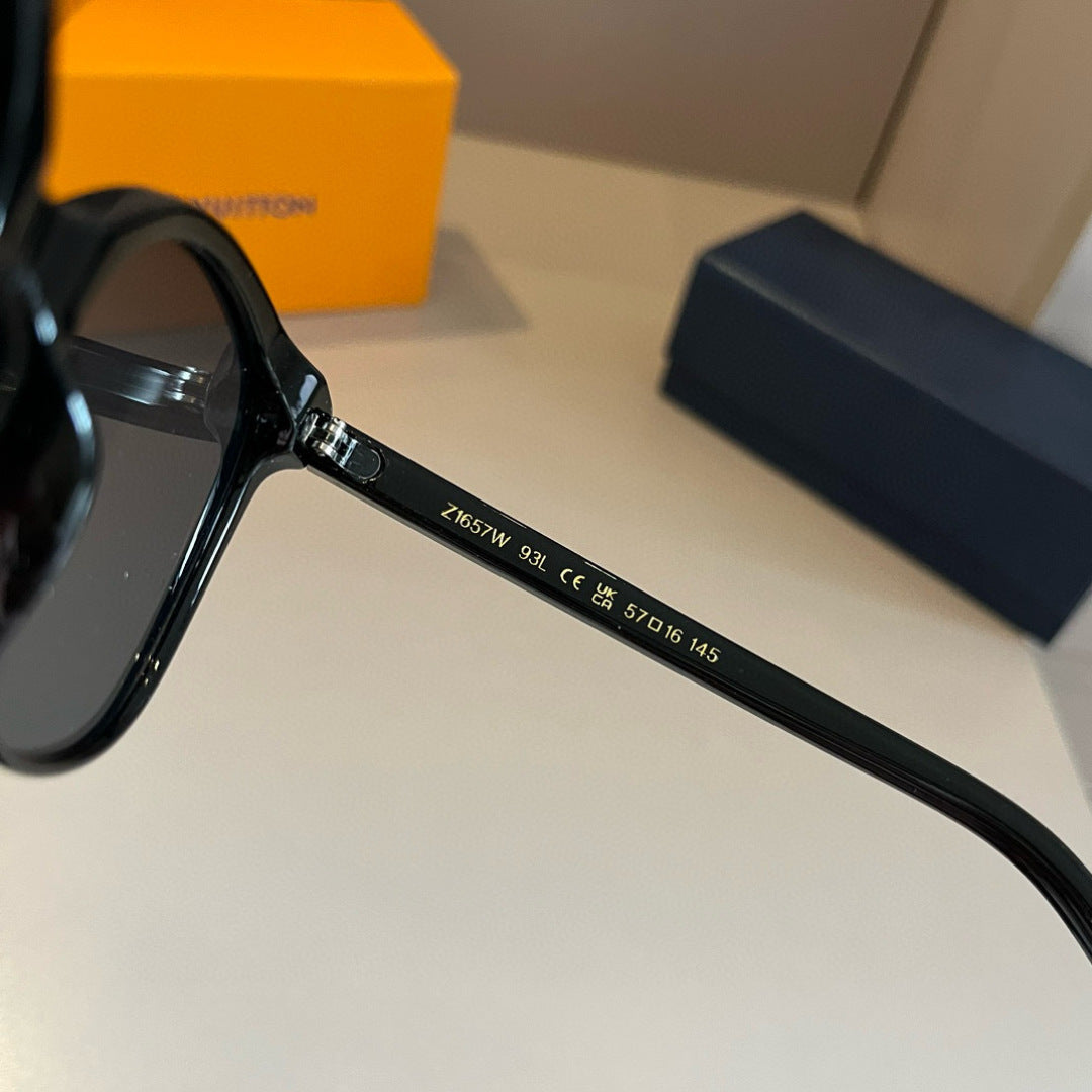 Louis Vuitton Fashion Gold Lens Sunglasses for Men & Women - 464680 - detail image 9