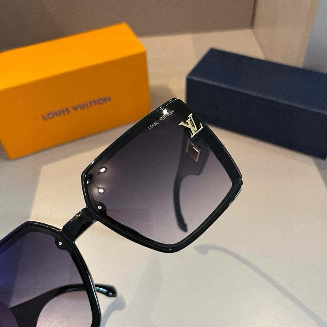 Louis Vuitton Fashion Gold Lens Sunglasses for Men & Women - 414805 - detail image 3